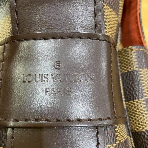 Authentic LOUIS VUITTON Damier Ebene Naviglio - Picture 10 of 15